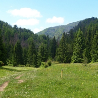 landscape-slovakia-mountains-photo-lg